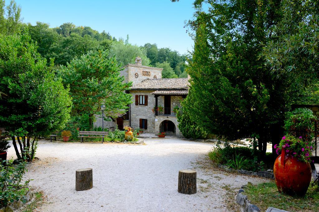 Le Querce Di Assisi Pensionat Piano Delle Pieve Exteriör bild