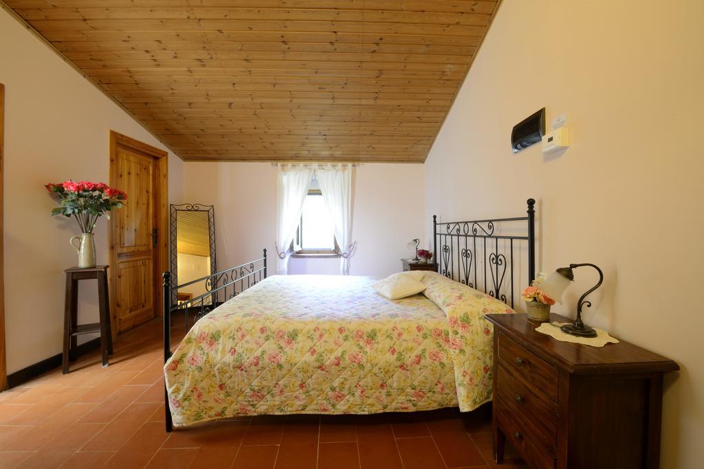 Le Querce Di Assisi Pensionat Piano Delle Pieve Exteriör bild